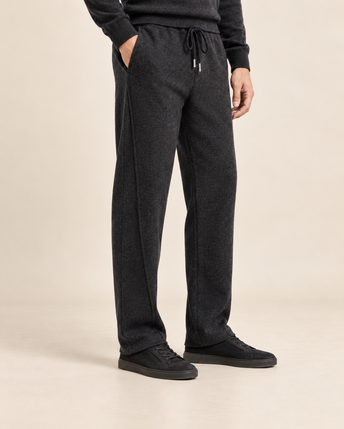 The Tapered Wool Trousers – Charcoal