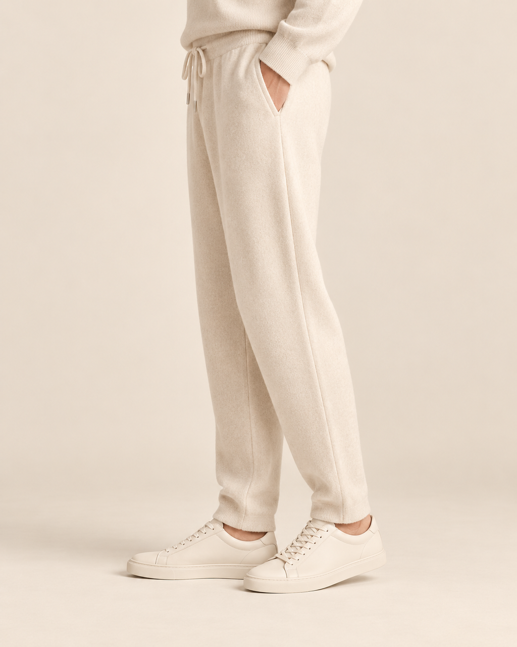 The Tapered Wool Trousers – Cream