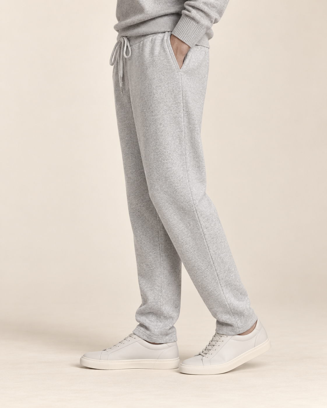The Tapered Wool Trousers – Light Grey