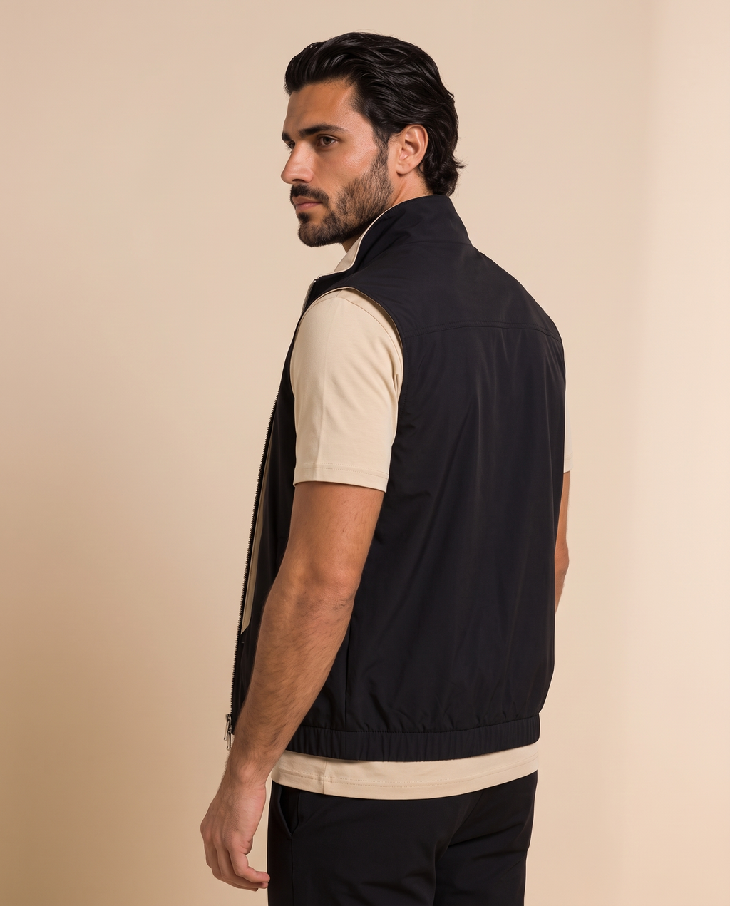 Reversible Motion Gilet — Black & Cream