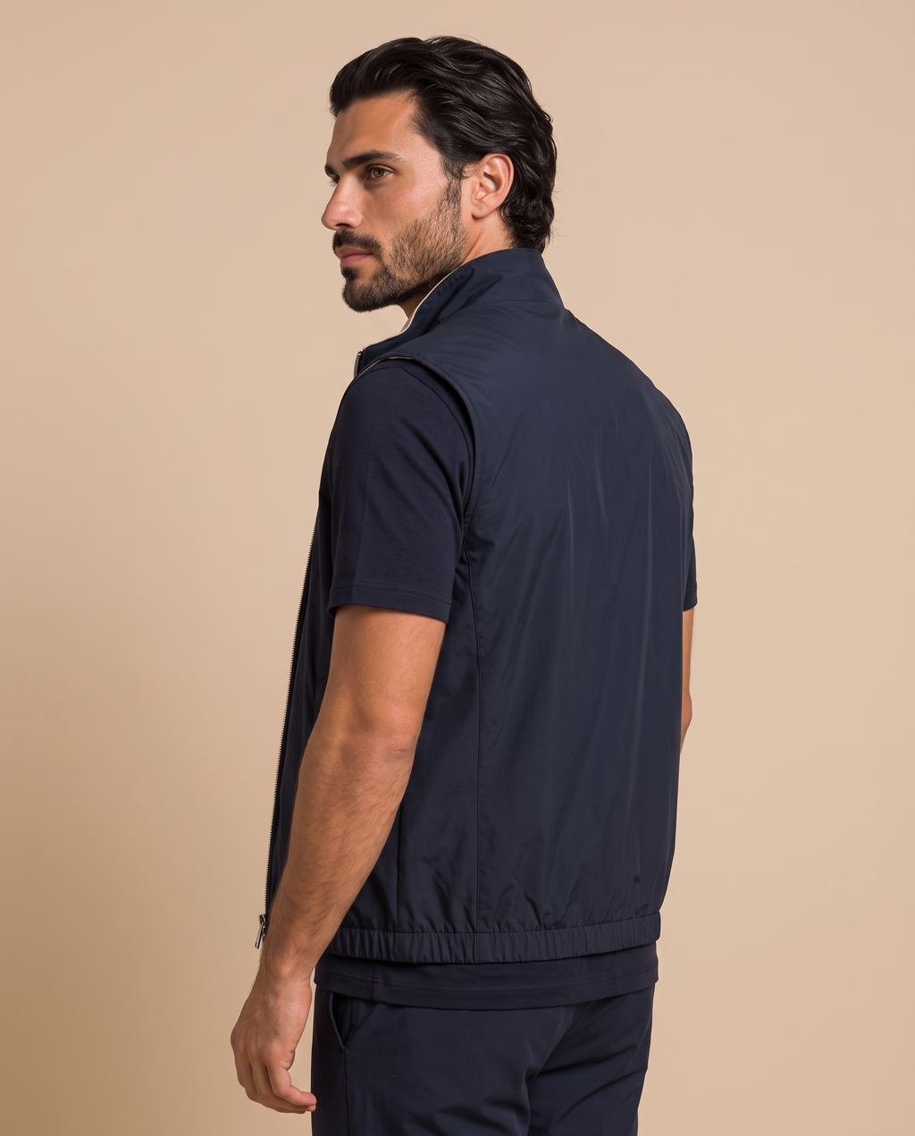 Reversible Motion Gilet — Navy & Cream